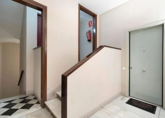 Canela Homes Urquinaona 公寓 *