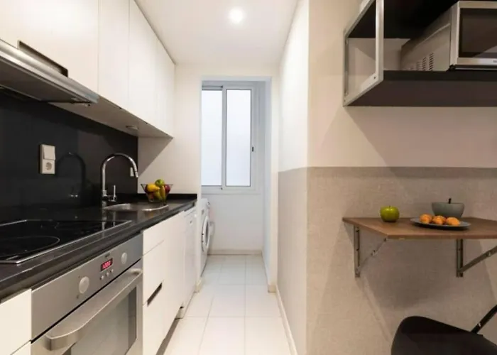 Canela Homes Urquinaona 公寓 *